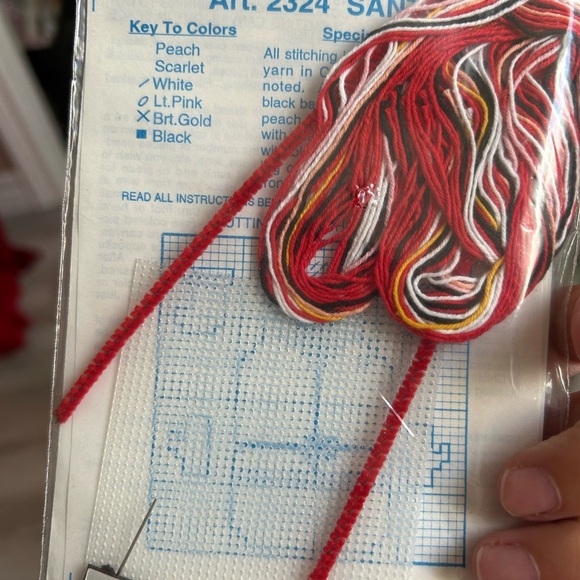 5/$25 Santa cross stitch pattern easy kit 😍 - Picture 5 of 6